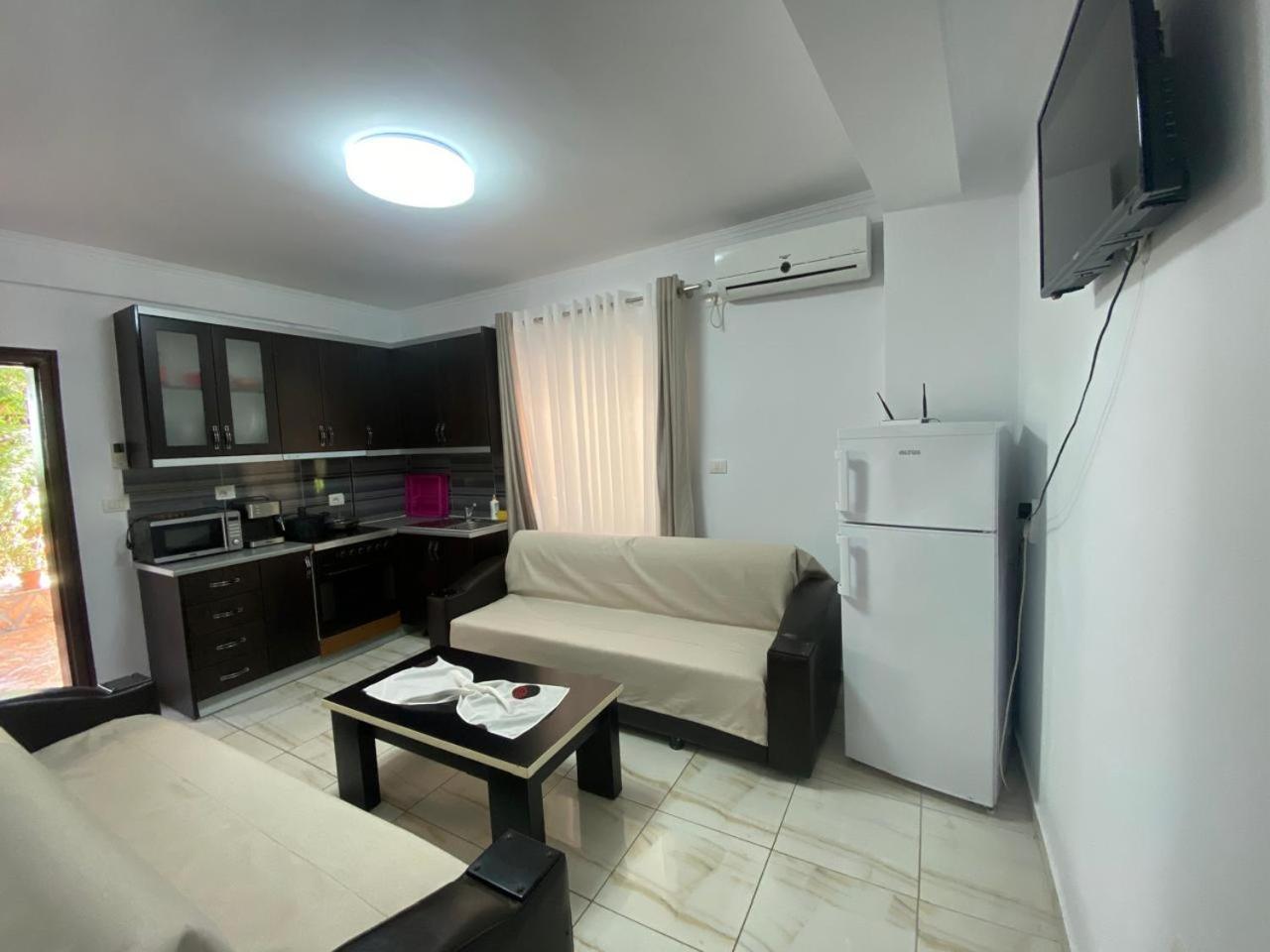 Olive Tree Apartment Sarandë Eksteriør billede