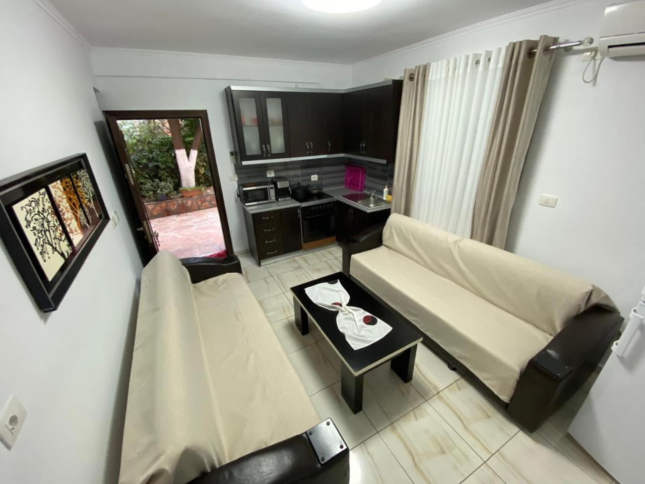 Olive Tree Apartment Sarandë Eksteriør billede