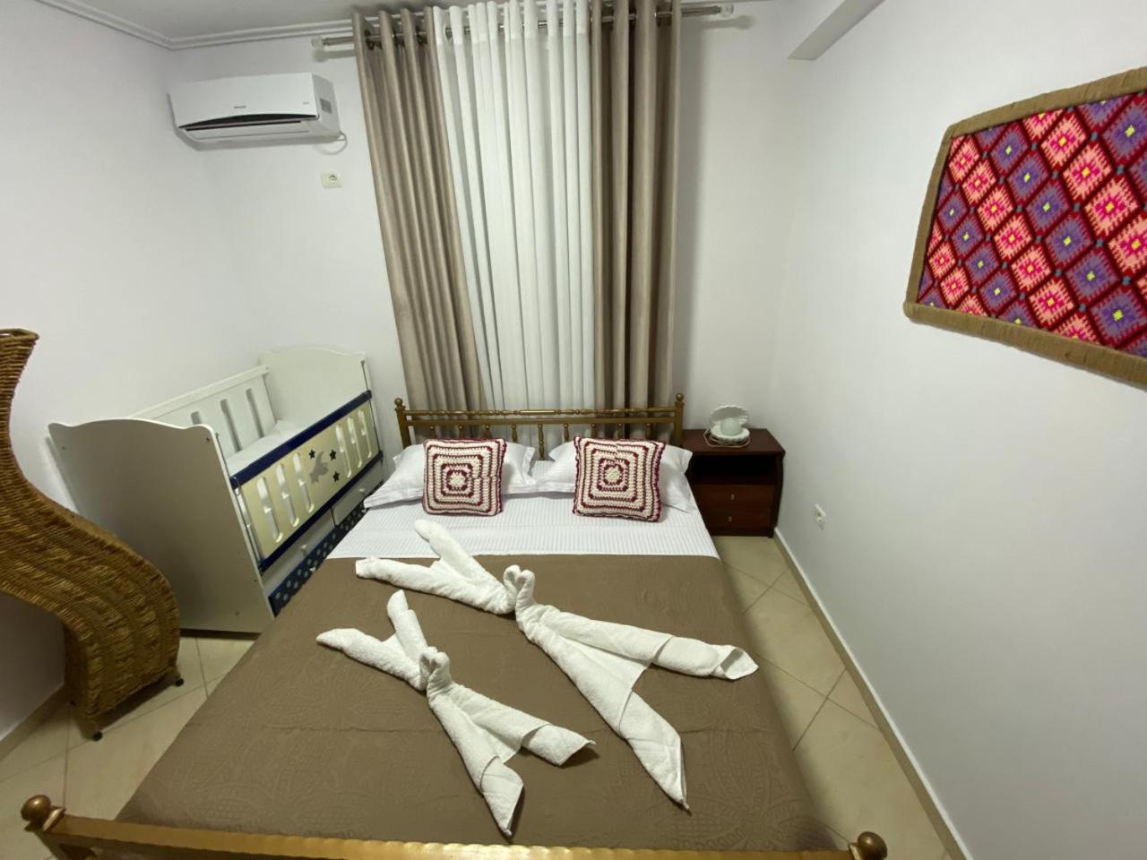 Olive Tree Apartment Sarandë Eksteriør billede