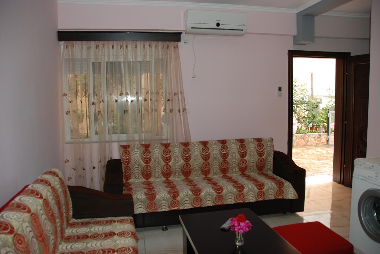 Olive Tree Apartment Sarandë Eksteriør billede