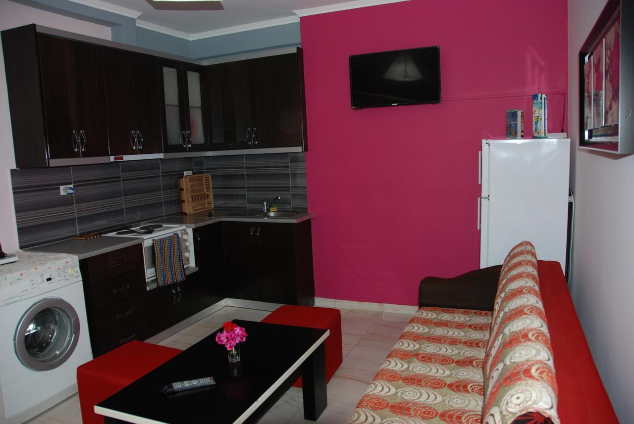 Olive Tree Apartment Sarandë Eksteriør billede